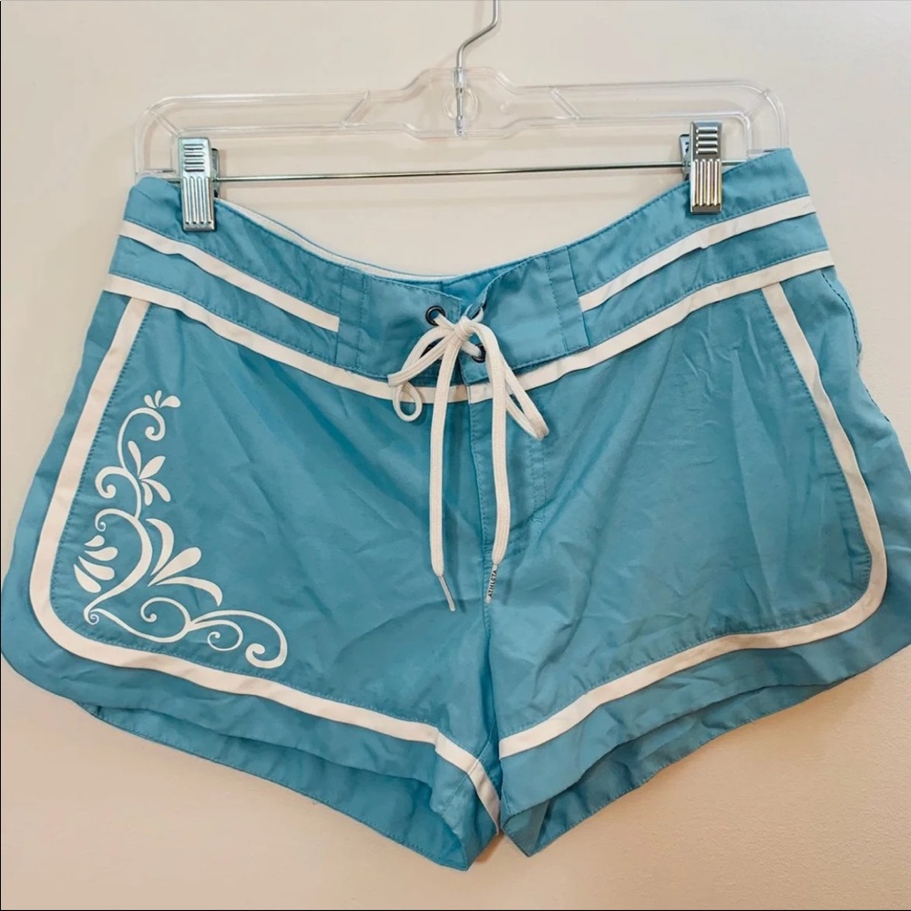 Athleta swim shorts 6